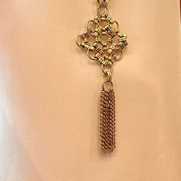 Lee Angel long gold necklace with tassel ornamentation - Picture 7 of 16